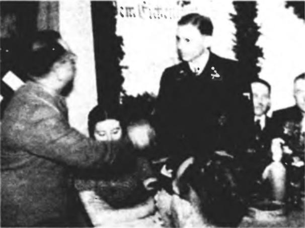 Иллюстрация к книге — Танковый ас №1 Михаэль Виттманн [img_83.jpg]