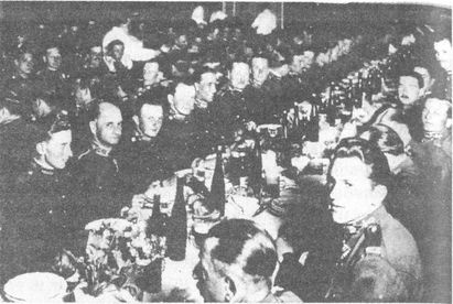 Иллюстрация к книге — 100 дней в кровавом аду. Будапешт - "дунайский Сталинград"? [i_037.jpg]