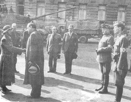 Иллюстрация к книге — 100 дней в кровавом аду. Будапешт - "дунайский Сталинград"? [i_041.jpg]