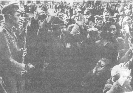 Иллюстрация к книге — 100 дней в кровавом аду. Будапешт - "дунайский Сталинград"? [i_043.jpg]