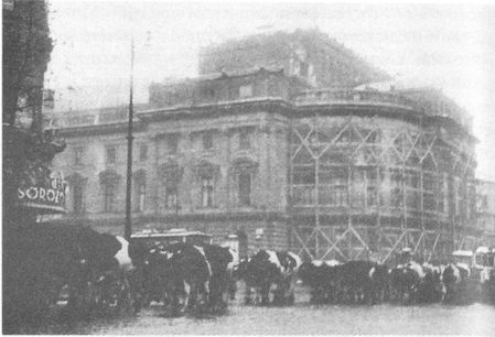 Иллюстрация к книге — 100 дней в кровавом аду. Будапешт - "дунайский Сталинград"? [i_047.jpg]