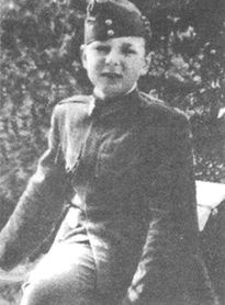 Иллюстрация к книге — 100 дней в кровавом аду. Будапешт - "дунайский Сталинград"? [i_067.jpg]