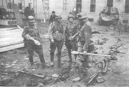 Иллюстрация к книге — 100 дней в кровавом аду. Будапешт - "дунайский Сталинград"? [i_119.jpg]