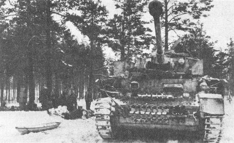 Иллюстрация к книге — Последнее наступление Гитлера. Разгром танковой элиты Рейха [i_006.jpg]