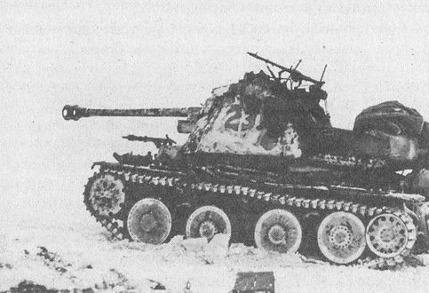 Иллюстрация к книге — Последнее наступление Гитлера. Разгром танковой элиты Рейха [i_057.jpg]