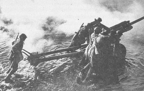 Иллюстрация к книге — Последнее наступление Гитлера. Разгром танковой элиты Рейха [i_062.jpg]