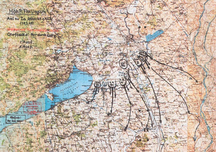 Иллюстрация к книге — Последнее наступление Гитлера. Разгром танковой элиты Рейха [i_071.jpg]