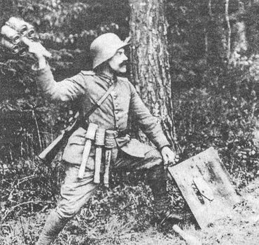 Иллюстрация к книге — "Фаустники" в бою [i_008.jpg]