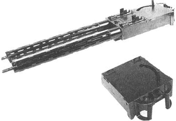 Иллюстрация к книге — "Фаустники" в бою [i_024.jpg]