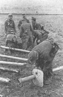 Иллюстрация к книге — "Фаустники" в бою [i_037.jpg]