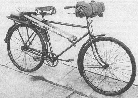 Иллюстрация к книге — "Фаустники" в бою [i_043.jpg]