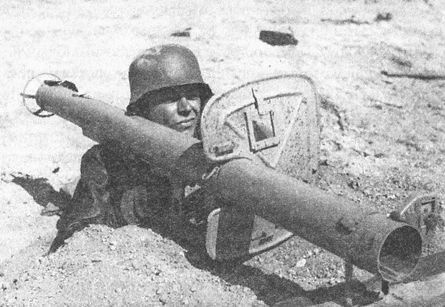 Иллюстрация к книге — "Фаустники" в бою [i_053.jpg]