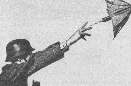 Иллюстрация к книге — "Фаустники" в бою [i_081.jpg]