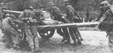 Иллюстрация к книге — "Фаустники" в бою [i_083.jpg]