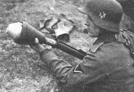 Иллюстрация к книге — "Фаустники" в бою [i_102.jpg]