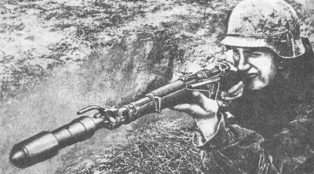 Иллюстрация к книге — "Фаустники" в бою [i_124.jpg]