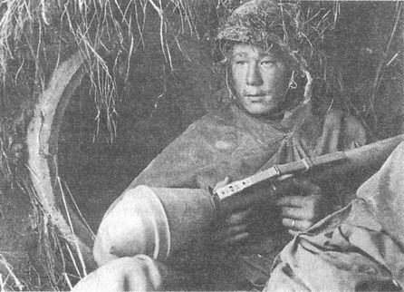 Иллюстрация к книге — "Фаустники" в бою [i_135.jpg]