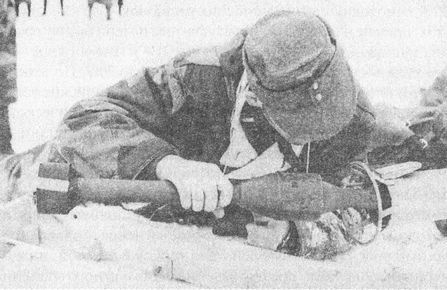 Иллюстрация к книге — "Фаустники" в бою [i_152.jpg]