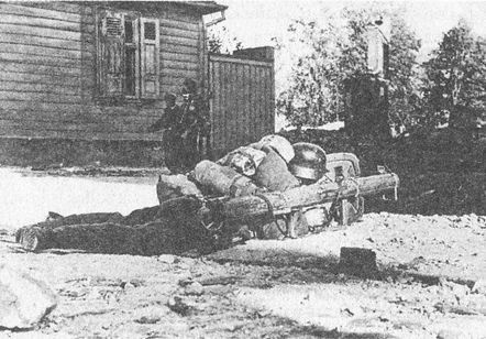 Иллюстрация к книге — "Фаустники" в бою [i_154.jpg]