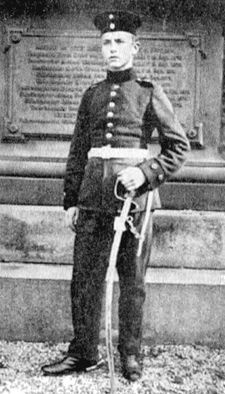 Иллюстрация к книге — Война кланов. "Черный фронт" против НСДАП [i_002.jpg]