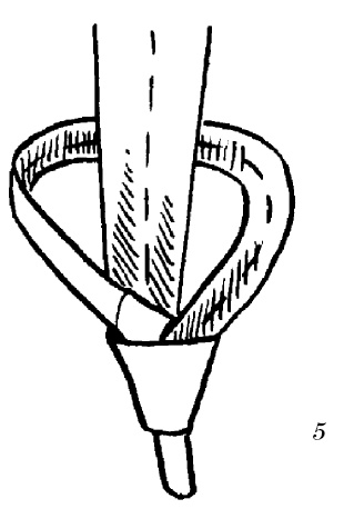 Иллюстрация к книге — Шарфик, платочек, парео. Как красиво и модно повязать [i_094.jpg]