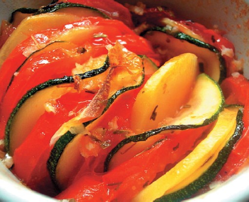 Иллюстрация к книге — Запекаем в глиняных горшочках, в духовке и микроволновке [i_009.jpg]