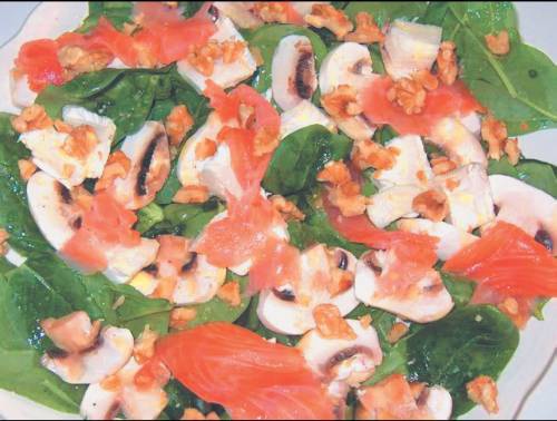 Иллюстрация к книге — Необыкновенные блюда из консервированных и замороженных продуктов. Мясо, рыба, морепродукты, овощи, фрукты [_03.jpg]