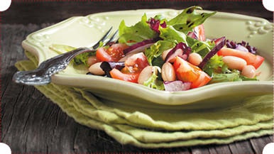 Иллюстрация к книге — Холодные и теплые салаты. Мясные, рыбные, овощные, корейские, постные + 50 салатных заправок [i_059.jpg]