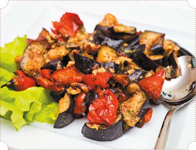 Иллюстрация к книге — Холодные и теплые салаты. Мясные, рыбные, овощные, корейские, постные + 50 салатных заправок [i_104.jpg]