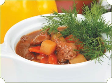 Иллюстрация к книге — Аппетитное жаркое, гуляш, кулеш, солянки, плов, рагу и другие блюда в горшочках [i_018.jpg]