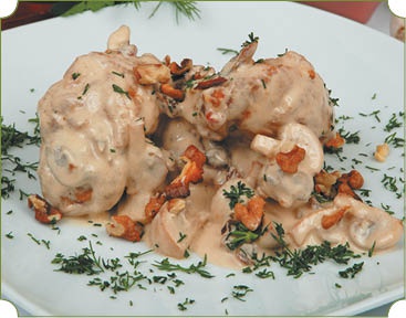 Иллюстрация к книге — Аппетитное жаркое, гуляш, кулеш, солянки, плов, рагу и другие блюда в горшочках [i_025.jpg]