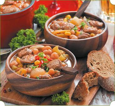 Иллюстрация к книге — Аппетитное жаркое, гуляш, кулеш, солянки, плов, рагу и другие блюда в горшочках [i_068.jpg]