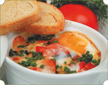 Иллюстрация к книге — Аппетитное жаркое, гуляш, кулеш, солянки, плов, рагу и другие блюда в горшочках [i_085.jpg]