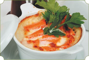 Иллюстрация к книге — Аппетитное жаркое, гуляш, кулеш, солянки, плов, рагу и другие блюда в горшочках [i_113.jpg]