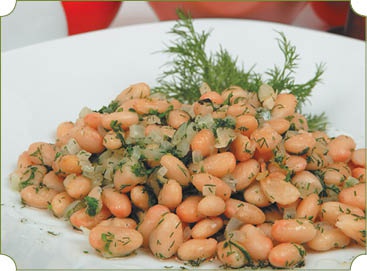 Иллюстрация к книге — Аппетитное жаркое, гуляш, кулеш, солянки, плов, рагу и другие блюда в горшочках [i_116.jpg]