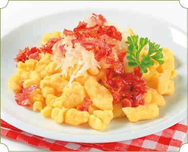 Иллюстрация к книге — Аппетитное жаркое, гуляш, кулеш, солянки, плов, рагу и другие блюда в горшочках [i_122.jpg]