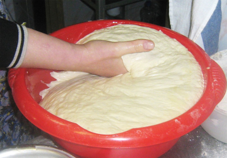 Иллюстрация к книге — Осетинские пироги. Кухни народов мира [image3_547ac64b3c6359ad5822543d_jpg.jpg]