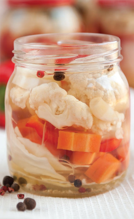 Иллюстрация к книге — Разносолы из капусты. Готовим, как профессионалы! [i_007.jpg]