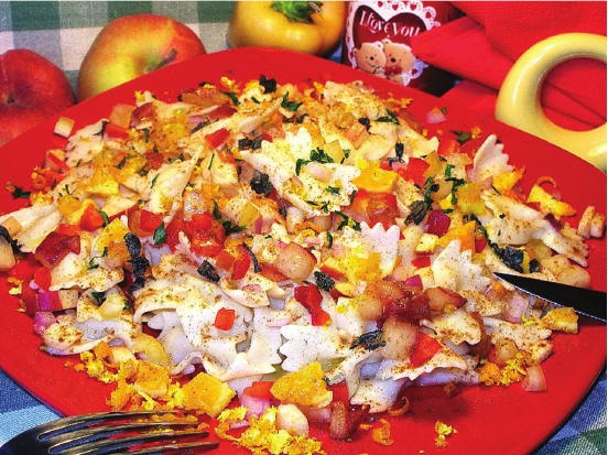 Иллюстрация к книге — Кулинарные фантазии. Спагетти, макароны, фетучини... паста [i_004.jpg]