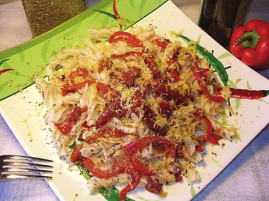 Иллюстрация к книге — Кулинарные фантазии. Спагетти, макароны, фетучини... паста [i_006.jpg]