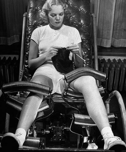 Иллюстрация к книге — 300 рецептов ухода за кожей. Маски. Пилинг. Лифтинг. Против морщин и угрей. Против целлюлита и рубцов [i_033.jpg]