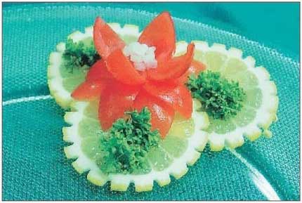 Иллюстрация к книге — Секреты украшения блюд праздничного стола [Autogen_eBook_id117.jpg]