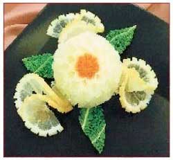 Иллюстрация к книге — Секреты украшения блюд праздничного стола [Autogen_eBook_id230.jpg]