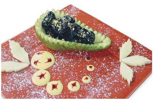 Иллюстрация к книге — Секреты украшения блюд праздничного стола [Autogen_eBook_id310.jpg]