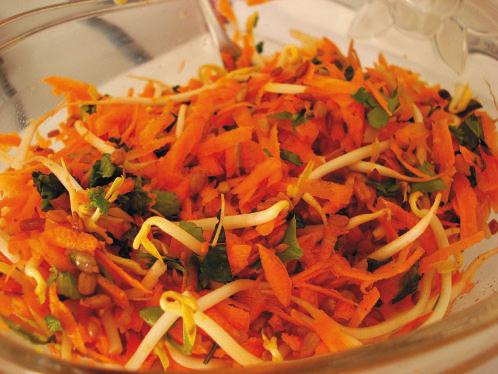 Иллюстрация к книге — Голодная девушка. 300 и ниже 300. Завтраки, обеды и ужины [Autogen_eBook_id0.jpg]