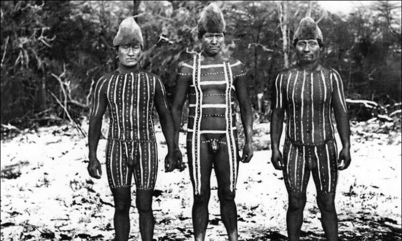 Иллюстрация к книге — Архипелаг блуждающих огней [i_041.jpg]