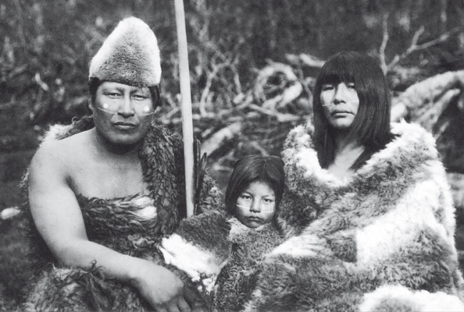 Иллюстрация к книге — Архипелаг блуждающих огней [i_048.jpg]