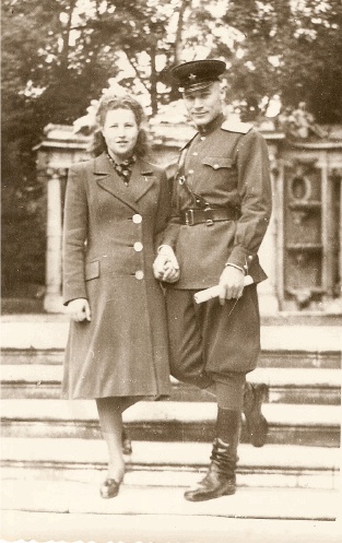 Иллюстрация к книге — История одной любви [i_002.jpg]