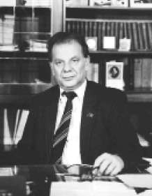 Иллюстрация к книге — Лица века [i_011.jpg]