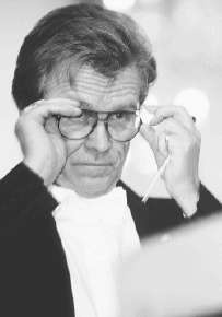 Иллюстрация к книге — Лица века [i_025.jpg]